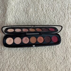 Marc Jacobs Warm Neutrals & Berry Eyeshadow Palette